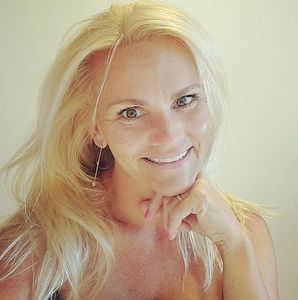 Meet your Posher, Chrissy